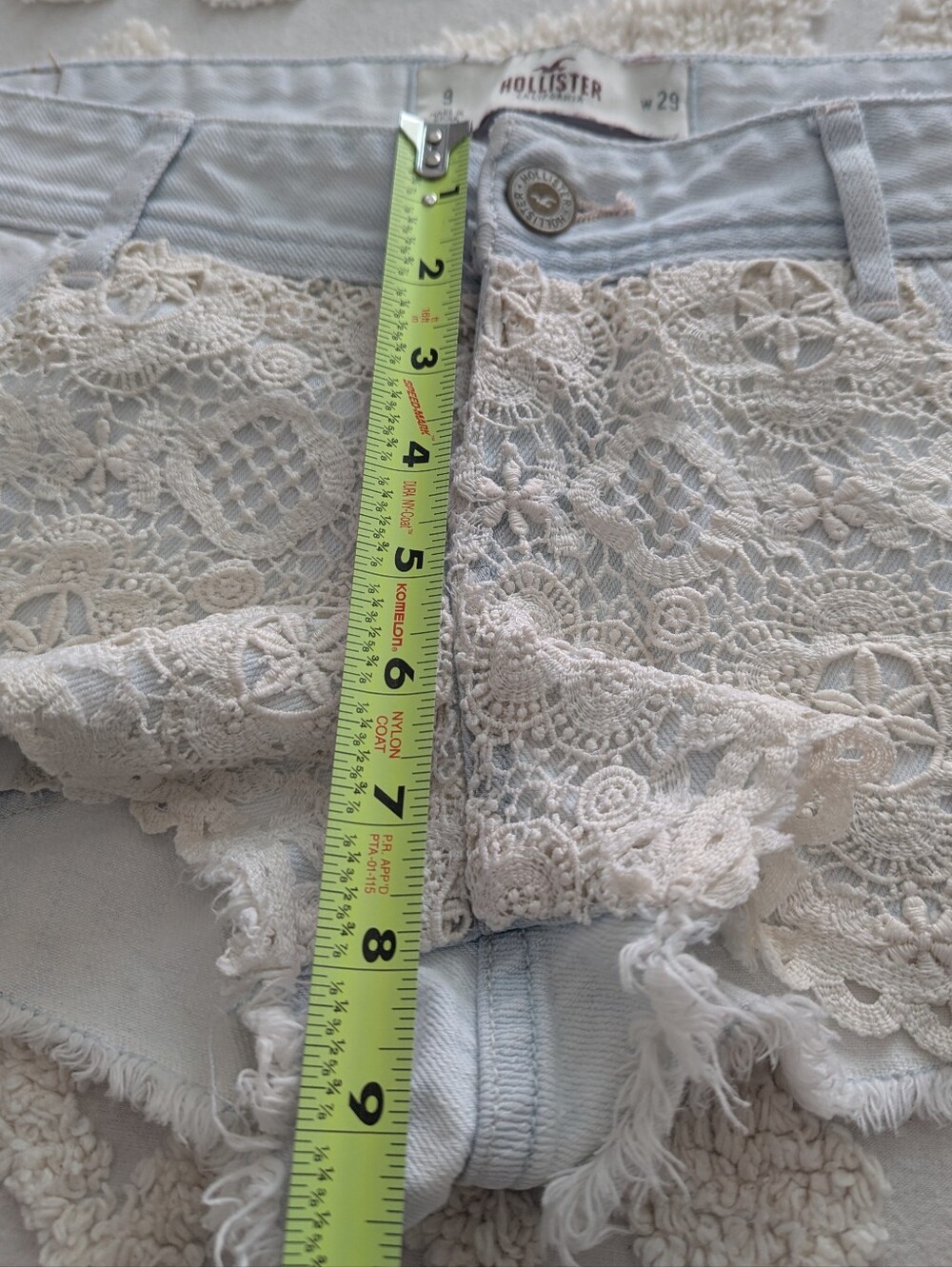Hollister Low Rise Mini Micro Shorts Denim Jean Crochet Lace Size 9 - Picture 8 of 10